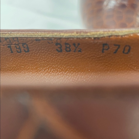 MARIO VALENTINO ITALIAN GENUINE CROCODILE PUMPS FTL-03-132 - Picture 11 of 11